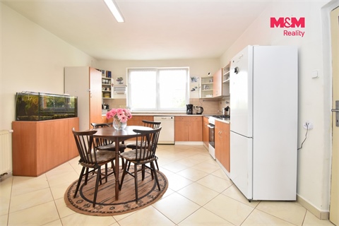 Prodej rodinného domu, 340 m² 6