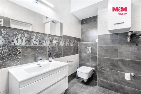 Prodej rodinného domu, 179 m² - 22
