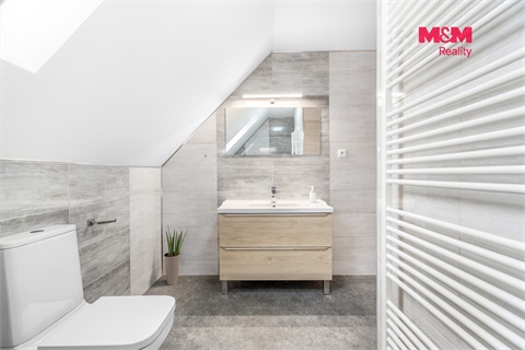 Prodej rodinného domu, 179 m² 26