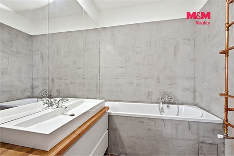 Prodej bytu 2kk, 57 m² 2
