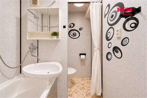 Pronájem bytu 1+1, 34 m² - 4