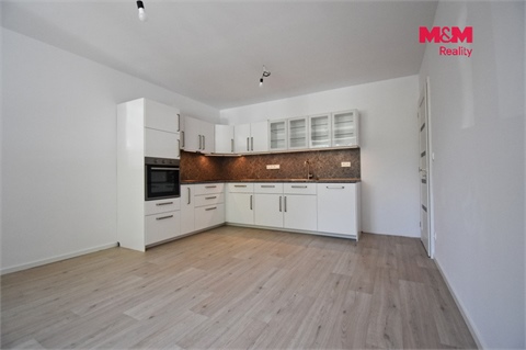 Pronájem bytu 3+1, 97 m² - 2