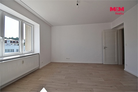 Pronájem bytu 3+1, 97 m² 10