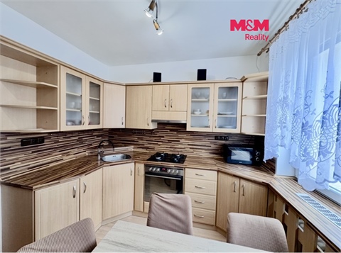 Pronájem bytu 3+1, 76 m² 0