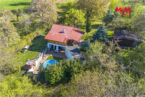 Prodej zemědělské půdy, 1 756 m² - 0