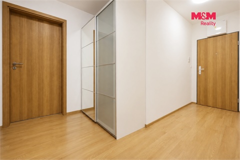 Prodej bytu 2kk, 64 m² - 12