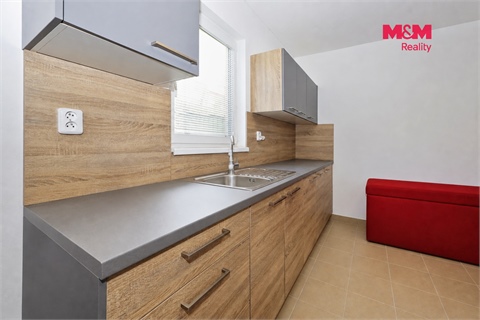 Prodej stavebního pozemku, 1 496 m² 10