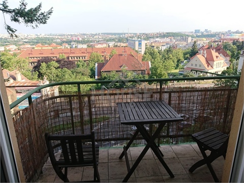 Pronájem bytu 3kk, 75 m² 12