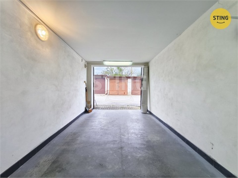 Pronájem garáže, 18 m² 2