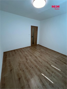 Pronájem bytu 3+1, 67 m² - 12