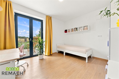 Prodej rodinného domu, 223 m² - 6