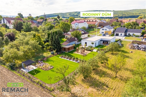 Prodej rodinného domu, 223 m² 0