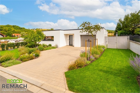 Prodej rodinného domu, 223 m² - 8