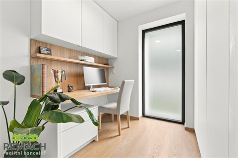 Prodej rodinného domu, 223 m² - 16