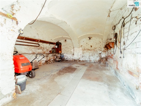 Prodej rodinného domu, 432 m² 14