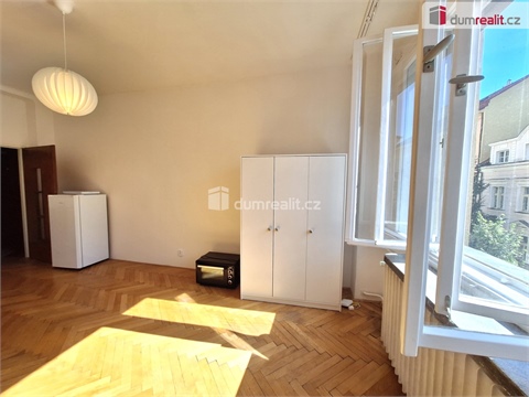 Pronájem bytu 1kk, 26 m² - 4