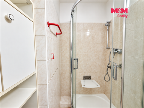 Pronájem bytu 1kk, 27 m² 2