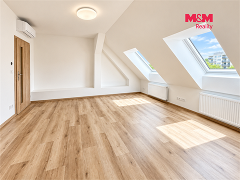 Pronájem bytu 3+1, 84 m² - 6