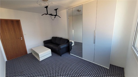 Pronájem bytu 3kk, 76 m² - 4