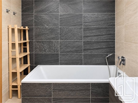 Pronájem bytu 2kk, 60 m² 10