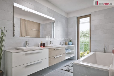 Prodej rodinného domu, 194 m² 14