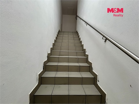 Pronájem bytu 1kk, 24 m² - 16