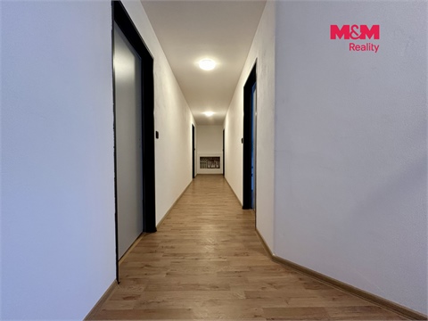 Pronájem bytu 1kk, 24 m² - 18