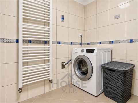 Prodej bytu 2kk, 67 m² - 4