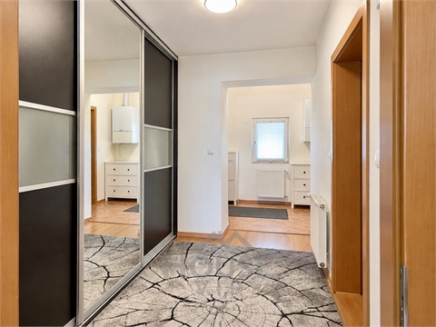 Prodej bytu 2kk, 67 m² 8