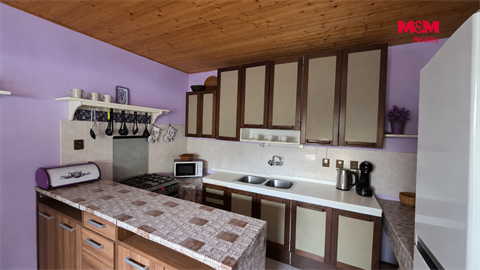 Prodej rodinného domu, 235 m² - 6