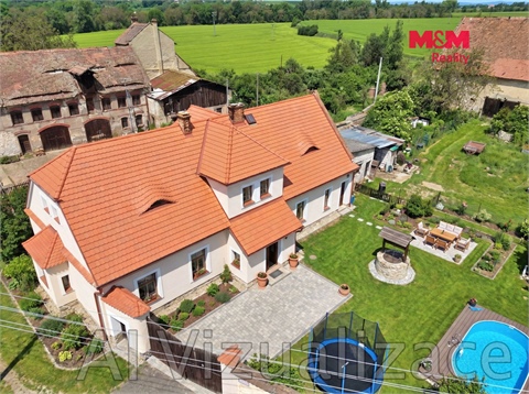 Prodej rodinného domu, 200 m² 12