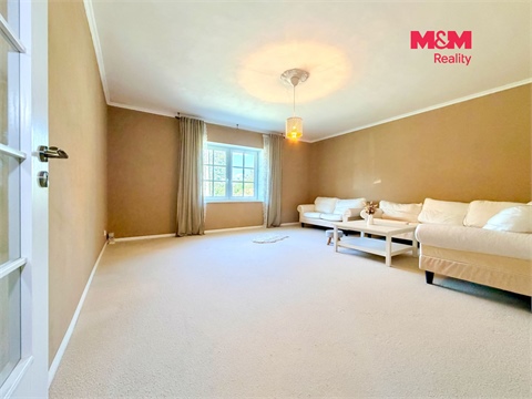Prodej rodinného domu, 179 m² - 4