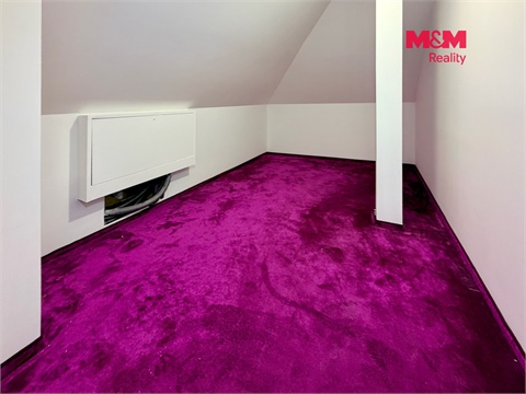Prodej rodinného domu, 179 m² 14