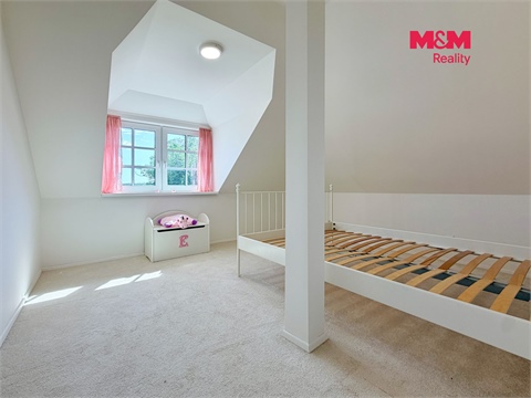 Prodej rodinného domu, 179 m² 12