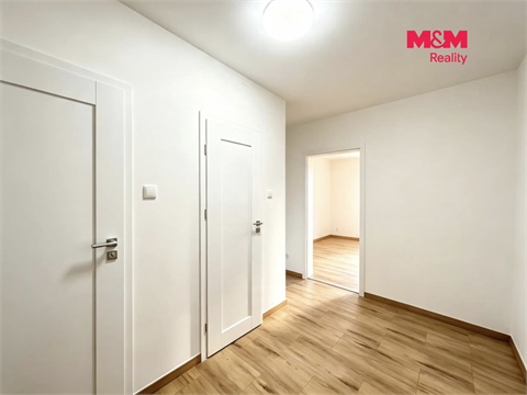 Prodej bytu 3+1, 56 m² - 2