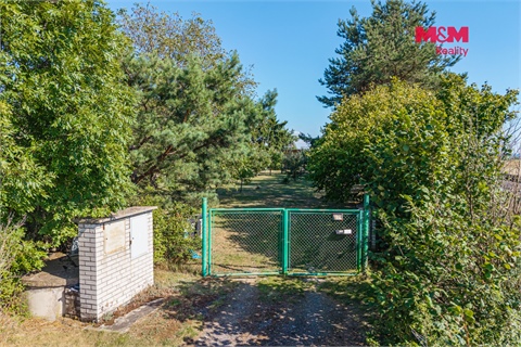 Prodej stavebního pozemku, 2 484 m² 4