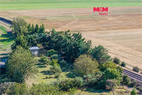 Prodej stavebního pozemku, 2 484 m² 0
