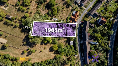 Prodej stavebního pozemku, 1 905 m² 0
