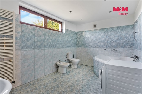 Prodej rodinného domu, 372 m² 18