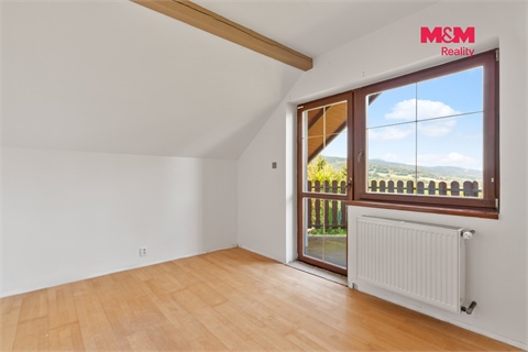 Prodej rodinného domu, 372 m² - 24