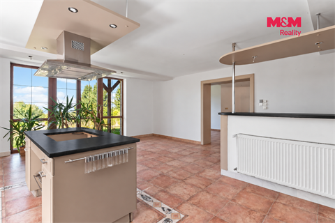 Prodej rodinného domu, 372 m² 16