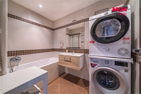 Prodej bytu 3kk, 92 m² 12
