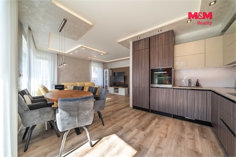 Prodej bytu 3kk, 92 m² - 0