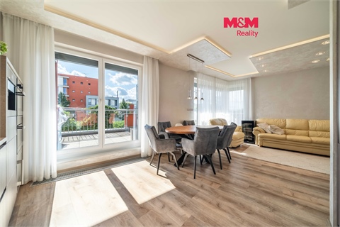 Prodej bytu 3kk, 92 m² 0