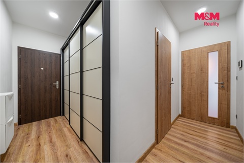 Prodej bytu 2kk, 68 m² - 20