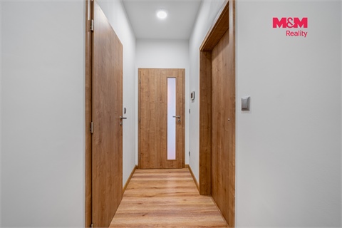 Prodej bytu 2kk, 68 m² 22