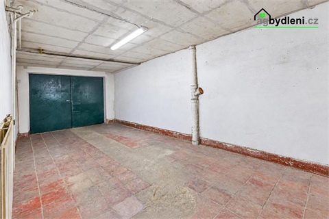 Prodej rodinného domu, 282 m² - 18