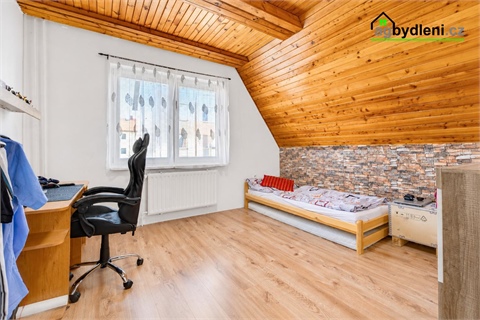 Prodej rodinného domu, 282 m² 10