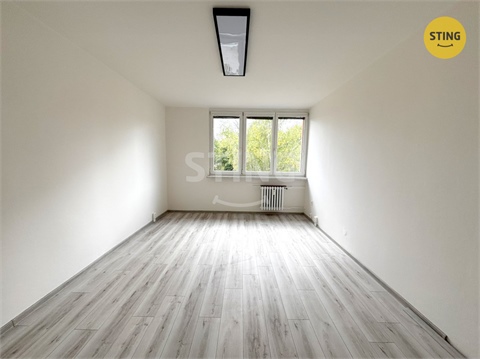 Pronájem bytu 1+1, 35 m² - 2