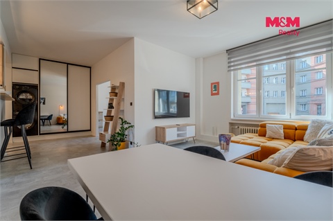 Pronájem bytu 3kk, 89 m² - 12